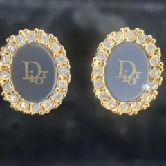 Dior ディオール　イヤリング　ラインストーン　ゴールド　ロゴあり