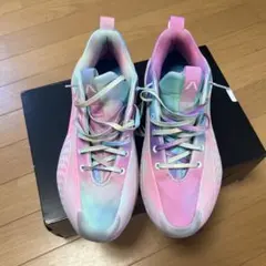バスケットボールシューズ ピンク・ブルー