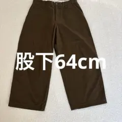 ユニクロユーUNIQLO U ワイドフィットチノ　ダークブラウン82cm股下64