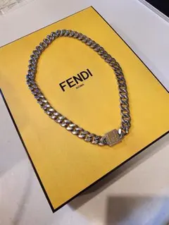2026年最新】Fendi メンズ ネックレスの人気アイテム - メルカリ