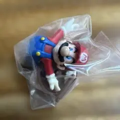 マリオチョコエッグ　シークレット　羽付きマリオ