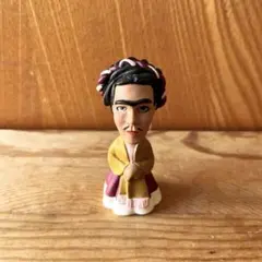 little giantsフリーダ・カーロ フィギュア ミニチュア