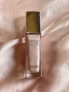 Dior ディオールスキン フォーエバー グロウマキシマイザー ピンク