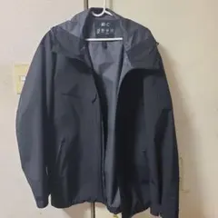 ユニクロCブロックテックパーカー