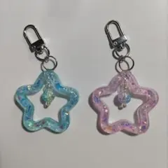 星形レジンチャーム 青とピンク 2個セット
