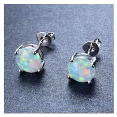 オパール風ピアス