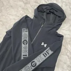 Under Armour ストーム フード付きアウター　ウィンドブレーカー
