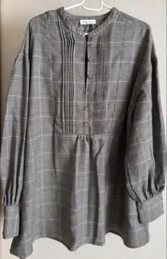 アースミュージックアンドエコロジー 美品長袖シャツ