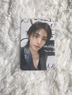 straykids スキズ dominate カフェ 特典 トレカ ヒョンジン