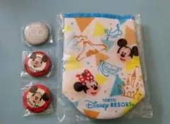 ディズニーペットボトルホルダー、缶バッジ