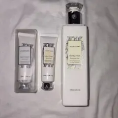 ジルスチュアート ボディミルク シャワージェル バブルバスエッセンス