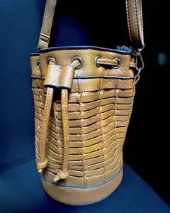 Item thumbnail for item f7b5f93b-6a70-4abf-bd00-fc52c7d00843