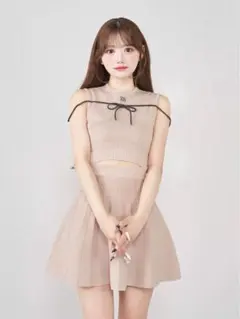ダーリッチ ウエストオープンストリングニットミニワンピース ピンクベージュ