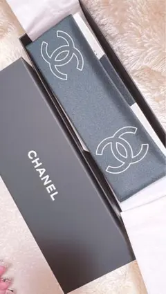 新品未使用CHANEL ロゴスカーフ ブラック・ホワイト(非売品)