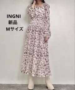 イング　花柄Vネックプリーツワンピース　定価税込¥5,390 新品未使用