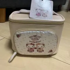 HELLO KITTY ハローキティDOLLY MIX バニティポーチ