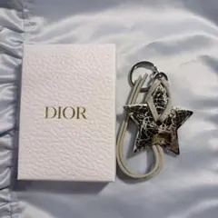 DIOR ノベルティ　スターチャーム キーホルダー