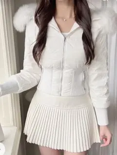 ホワイトファーダウンジャケット　ショート丈