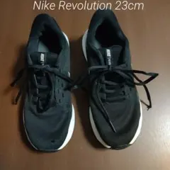Nike Revolution 黒 スニーカー 23cm