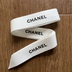 CHANEL ロゴ入りホワイトリボン
