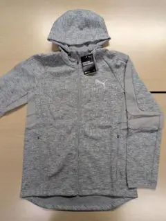 【新品・未使用】Puma フード付きグレー パーカー