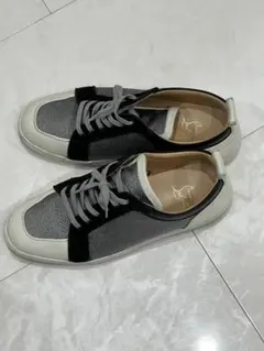 ルブタンレザー スニーカー ブラック/ホワイト/グレー