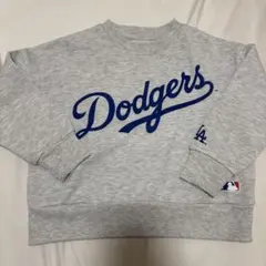 ライトオン ドジャース トレーナー