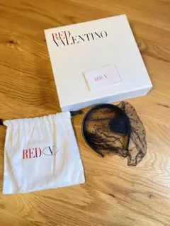 RED VALENTINO ブラックレースベール付き　カチューシャ　レザーのサムネイル