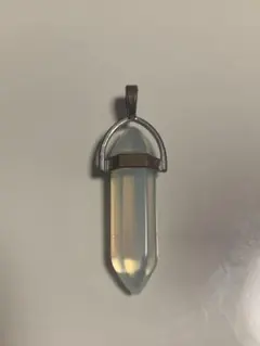 r*t様 ◆オークション◆オパール風クリスタルペンダントトップ