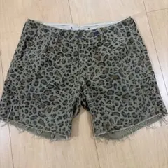 ZARA ヒョウ柄 ショートパンツ 29 - メルカリ