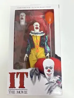 IT NECA ペニーワイズ 稼働フィギュア