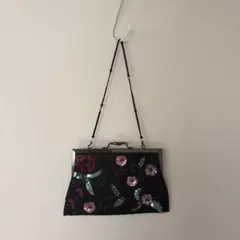 黒の刺繍 スパンコール パーティバック クラッチバッグ