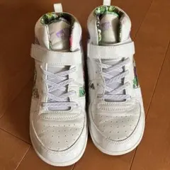 VANSキッズスニーカー　サイズ22cm