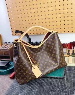 Louis Vuitton モノグラム ショルダーバッグ