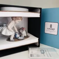 新品未使用 リヤドロ 召し上がれ フィギュリン