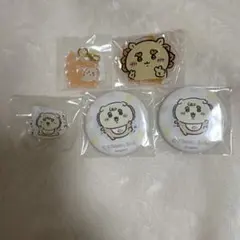 ちいかわベビー アクリルスタンド シーサー　缶バッジ　ちいかわくじ