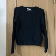 黒　シンプルニット　イーハイフンワールドギャラリー