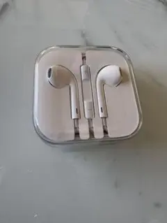 Apple イヤフォン 3.5mmジャック ケース付き
