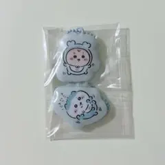 ちいかわベビー トレーディングPVCぷっくりキーホルダー ハチワレ　古本屋さん