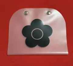 MARY QUANT マスクケースのサムネイル