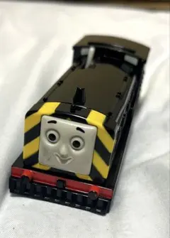 Item thumbnail for item d40f58c7-f0f0-4a5e-b609-25c67f4bd0fc