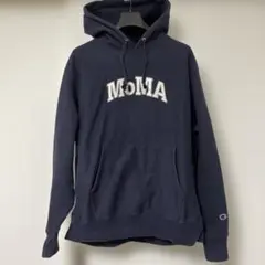 Champion MoMAロゴ パーカー L ネイビー