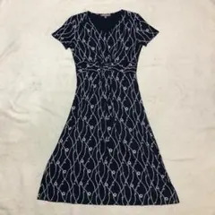 【匿名配送】ローラアシュレイ カシュクールワンピース ロングワンピース 総柄