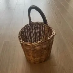 Item thumbnail for item 139d1896-37d2-475d-978e-8223c4f63a57