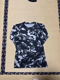 アンダーアーマー コンプレッション 長袖 迷彩 L 美品 コールドギア