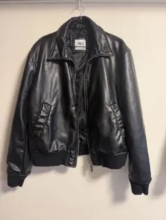 ZARA ブラックレザー ボンバージャケット　フェイクレザー XL