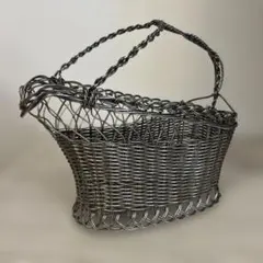 フランス　蚤の市　刺繍　 小物入れ ジュエリーボックス　ブロカント フランス 蚤の市 刺繍 小物入れ ジュエリーボックス ブロカント - メルカリ