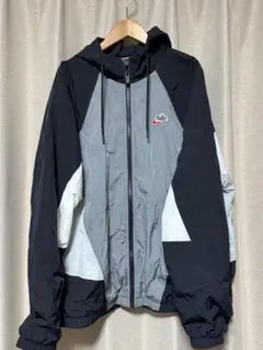 2019年 ウィンドランナーウーブン ナイロンジャケットMサイズ