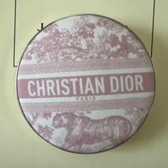 CHRISTIAN DIOR グロウ ルミナイザー 004 コーラルピンクのサムネイル