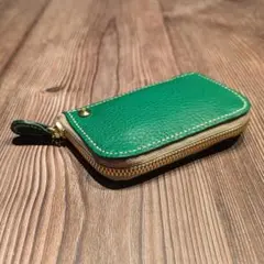 緑×ベージュ ステッチの高級イタリアンレザーキーケース